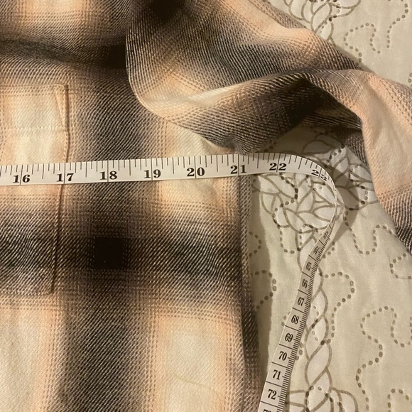 Madewell Oversized Flannel - Picture 14 of 16